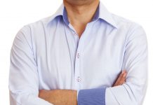 Sfaturi pentru bărbați: Cum să porți corect o cămașă