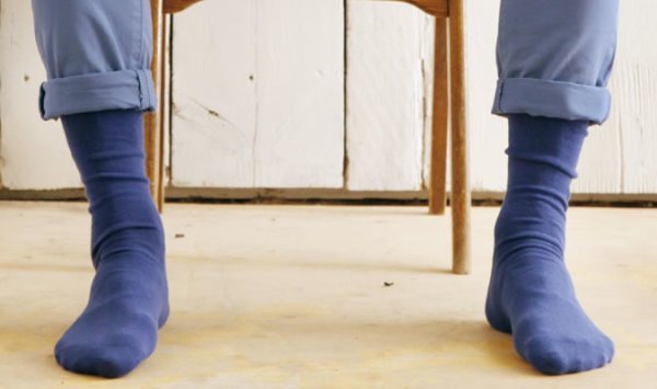 cum sa asortezi sosetele cu tinuta