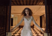 In lumea asta, exista femei care sunt dispuse sa plateasca milioane de dolari pe o rochie.